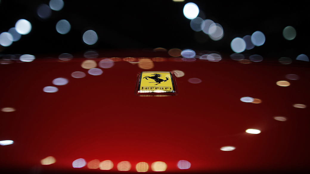 Ferrari deu início aos trâmites para entrar na Bolsa de Milão