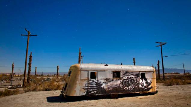 Trailer abandonado na região do Salton Sea, na Califórnia, Estados Unidos
