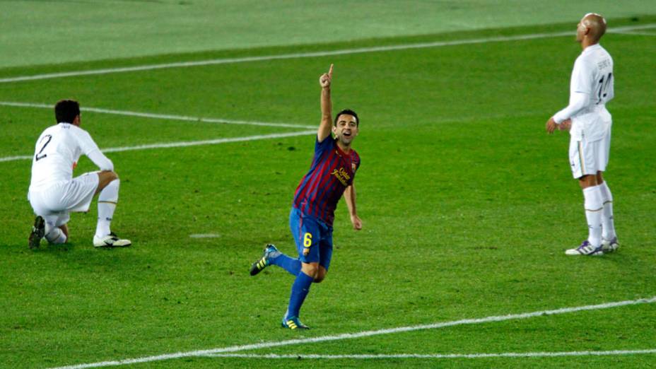 Xavi, do Barcelona, comemora gol contra o Santos, pela final do Mundial de Clubes, no Japão - 18/12/2011