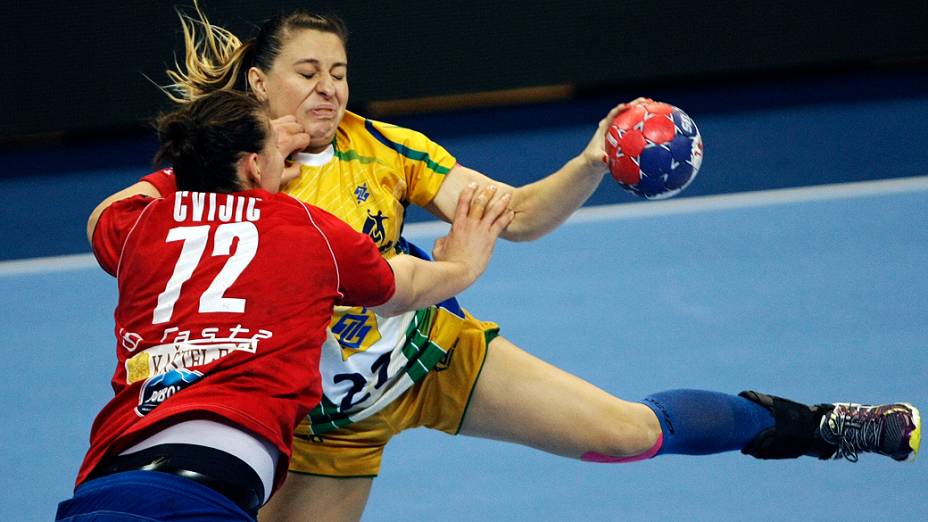 Brasileira Duda é eleita a melhor jogadora de handebol do mundo - ABC do ABC