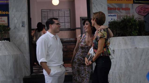 Apesar de Armane não assumir seriamente o relacionamento, Fátima prefere ficar com ele a se casar com PC (na foto) Apesar de Armane não assumir seriamente o relacionamento, Fátima prefere ficar com ele a se casar com PC (na foto)