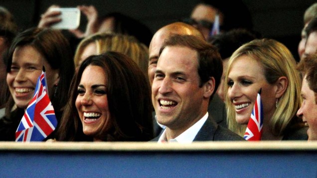 Kate e William assistem ao show de comemoração do Jubileu de Diamante da rainha no Palácio de Buckingham
