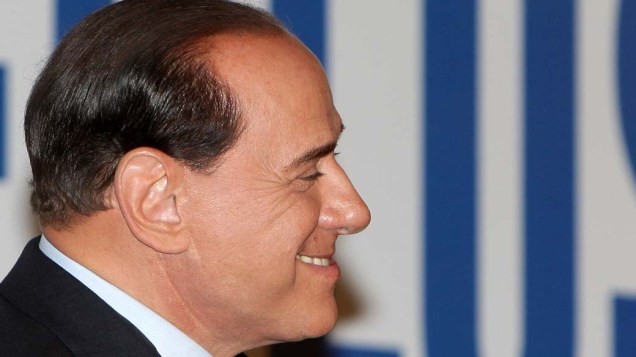 Silvio Berlusconi comemora vitória nas eleições em Roma, na Itália