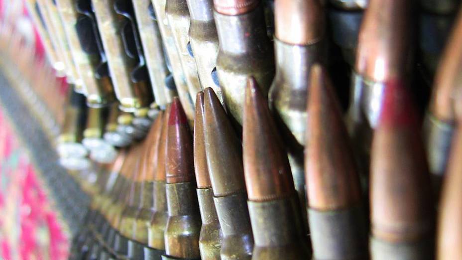 Rebeldes contam com ajuda de países do Golfo, como Arábia Saudita e Catar, que enviam munição e armamentos