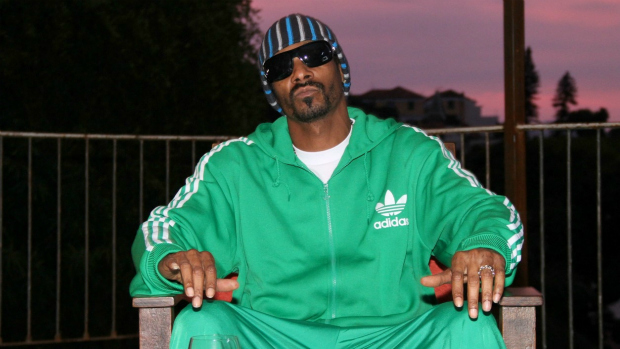 Snoop Doggy Doog no Rio: planos para fumar maconha, conhecer mulheres e dar uns chutes com Neymar