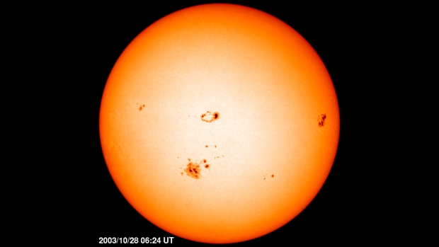 Imagem do Sol registrada pelo MDI em 2003