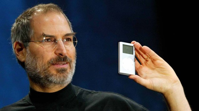 Steve Jobs lança o mini iPod em São Francisco, 2004