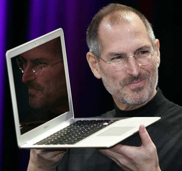 Steve Jobs mostra o novo Macbook Air em São Francisco, 2008