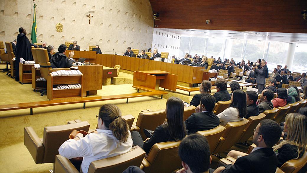 Sessão plenária do Supremo Tribunal Federal (STF) decide a validade do sistema de cotas da UFRGS (09/05/2012)