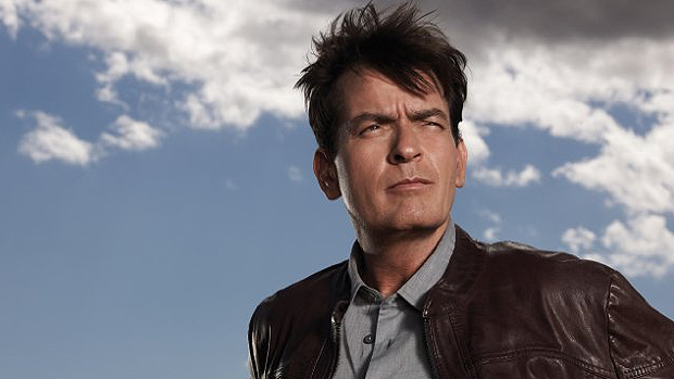 Charlie Sheen na série Tratamento de Choque