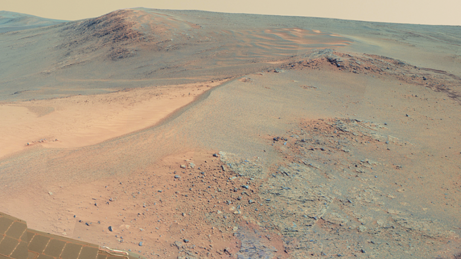 <p>Uma das 817 fotografias usadas para montar a panorâmica da superfície de Marte, divulgadas pela Nasa</p>
