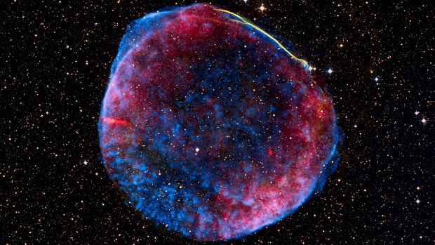 supernova estrela 1.006
