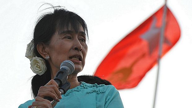 Aung San Suu Kyi passou vários anos em prisão domiciliar em Mianmar
