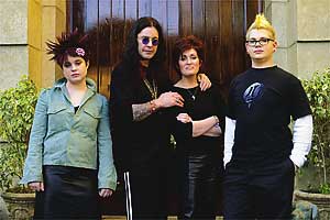 A família Osbourne participou de reality show da MTV em 2002