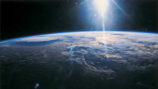 O planeta Terra visto do espaço: visão continuará sendo exclusiva dos astronautas, diz físico britânico