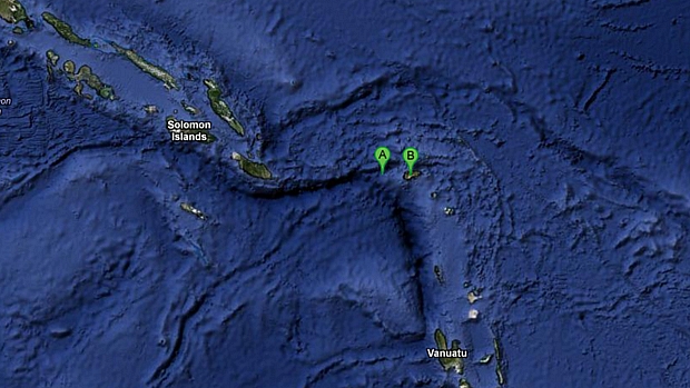 Mapa mostra o epicentro do tremor (marcado pelo A) e a localização das ilhas Santa Cruz (marcada pelo B), a leste da maior parte das Ilhas Salomão e a norte de Vanuatu
