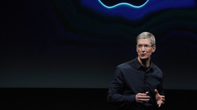Tim Cook, CEO da Apple, durante a apresentação do novo iPhone em 2011