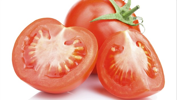 Tomate: fruto é rico em licopeno, vitamina C, magnésio e potássio