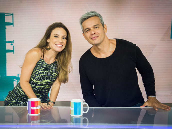 Maíra Charken se junta a Otaviano Costa na bancada do 'Vídeo Show'