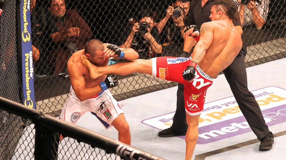 UFC Goiânia: Vitor Belfort derrota Dan Henderson