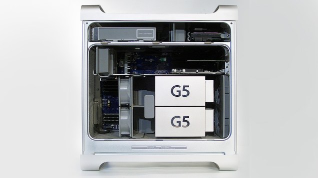 O PowerMac G5, lançado em 2004, foi um dos primeiros computadores com arquitetura de 64 bits