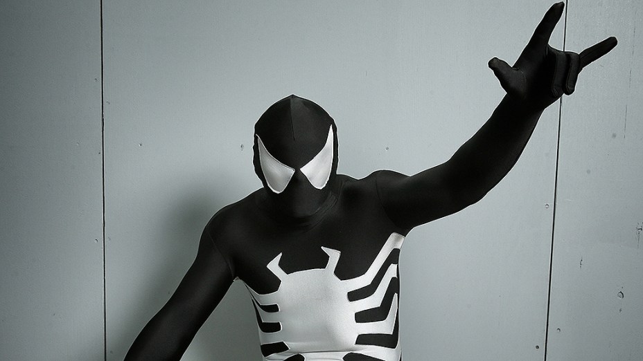 Visitantes usam fantasia de personagens de séries de TV, games e super-heróis de quadrinhos e mangá durante a Comic Con 2013