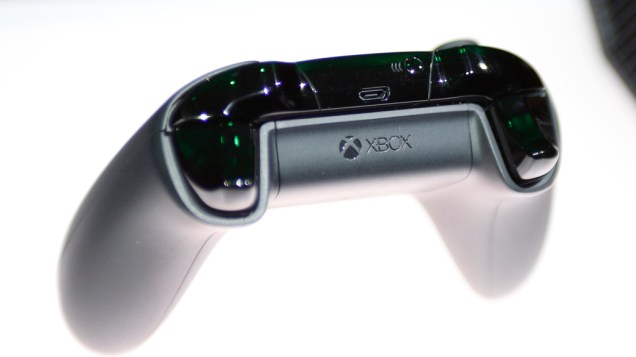 Joystick do novo Xbox One apresentado pela Microsoft durante evento em Redmond, Washington Joystick do novo Xbox One apresentado pela Microsoft durante evento em Redmond, Washington