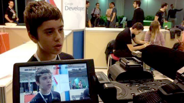Nikos Adam, de 12 anos, o novo funcionário do Google
