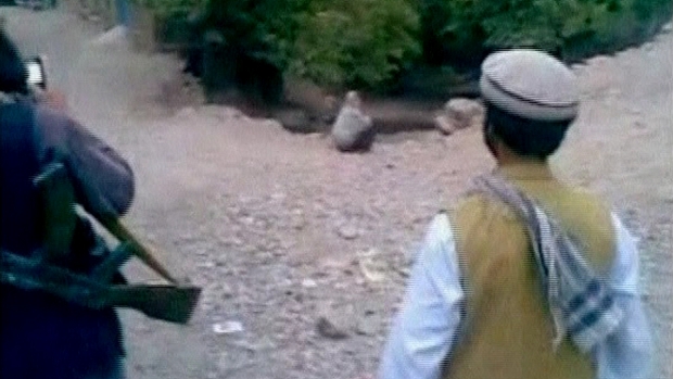 Vídeo que horrorizou a comunidade internacional mostra a execução da afegã