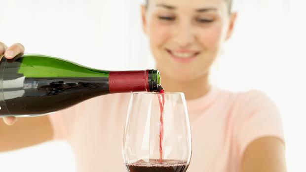 Reforço no tratamento: polifenol presente no vinho tinto aumenta adesão às drogas usadas contra o câncer de mama