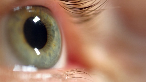 Visão periférica de pessoas surdas é maior por causa do desenvolvimento diferenciado da retina, afirmam especialistas