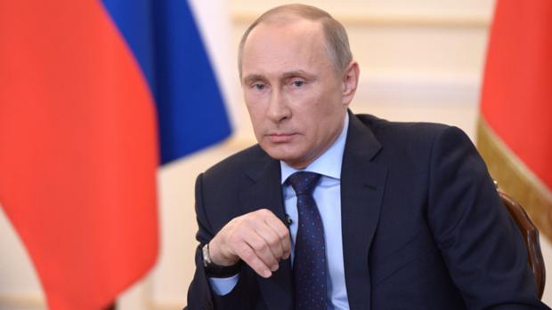 O presidente russo, Vladimir Putin, fala sobre a crise na Ucrânia durante entrevista coletiva