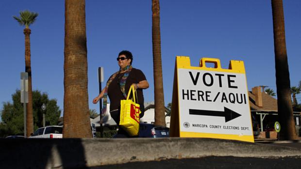 Placa indica local de votação em Phoenix, no Arizona, em foto de 2010