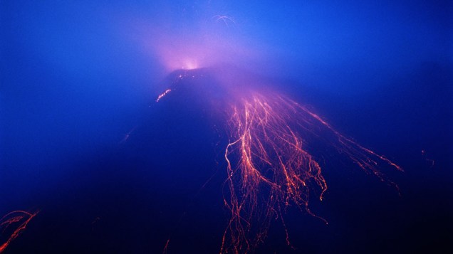 <p>O monte Arenal, na Costa Rica também é conhecido como "Pan de Azúcar" ou "Canaste". É considerado um vulcão jovem com aproximadamente 7000 anos</p>
