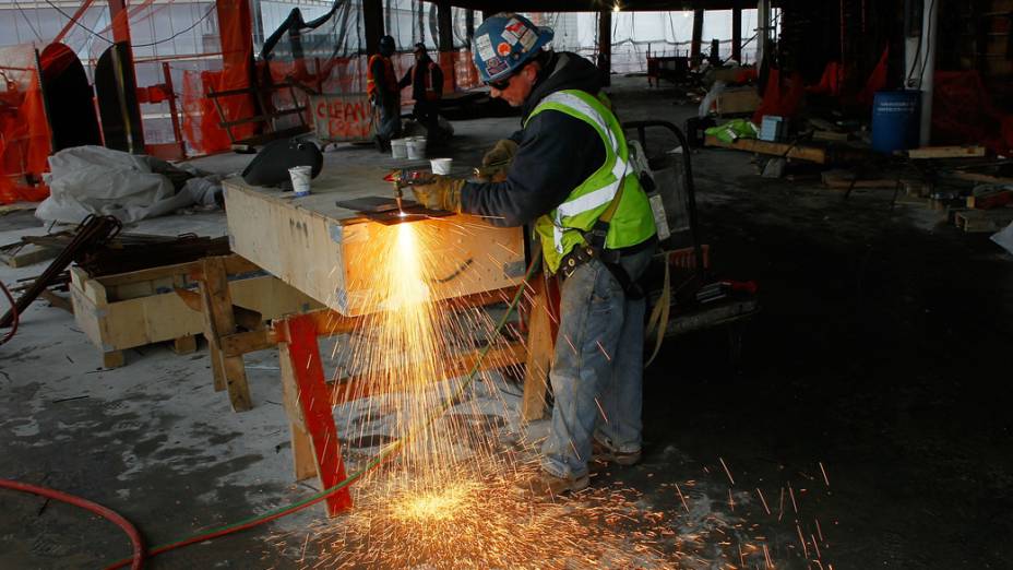 Trabalhador na construção do One World Trade Center em Nova York