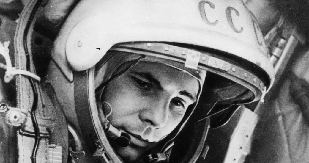12 de Abril de 1961 – Yuri Gagarin com o traje espacial