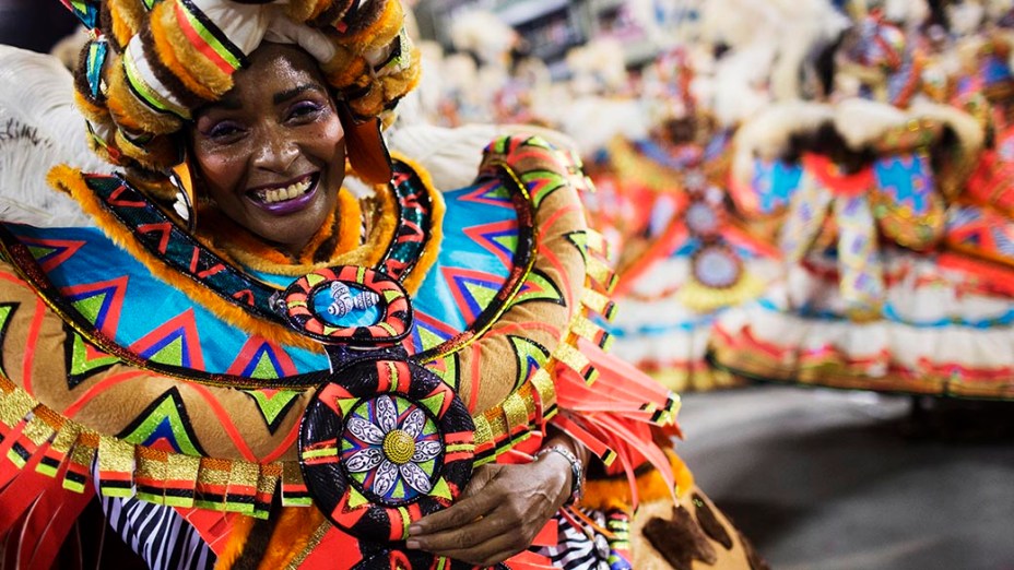 O enredo da Beija-Flor homenageia o país do continente africano, Guiné Equatorial