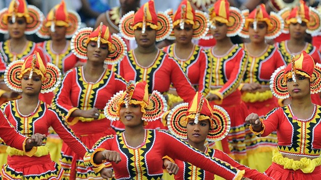 Desfile comemora o 65.º aniversário da Independência do Sri Lanka