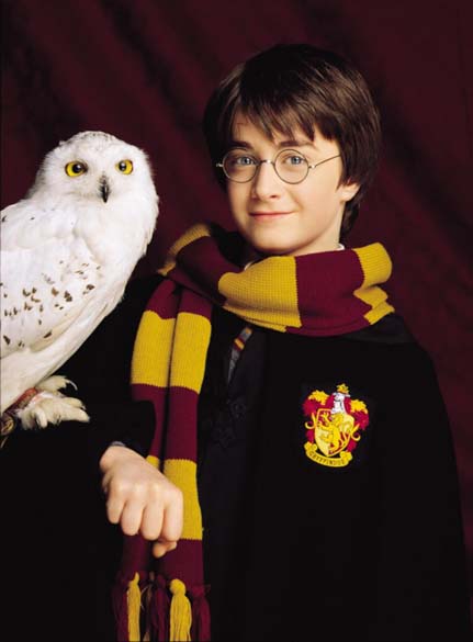 Daniel Radcliffe, intérprete de Harry Potter, foto de divulgação do filme <em>Harry Potter e a Pedra Filosofal</em>, 2001