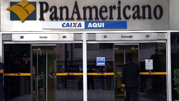 Fachada do Banco PanAmericano na Avenida Paulista, em São Paulo