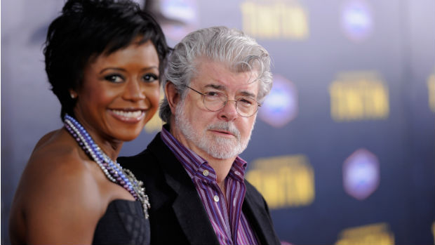 O cineasta George Lucas com a noiva, Mellody Hobson