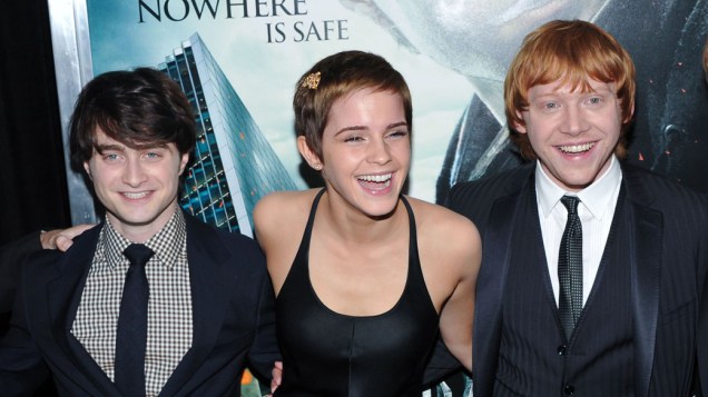 Daniel Radcliffe, Emma Watson e Rupert Grint, na pré-estreia de <em> Harry Potter e as Relíquias da Morte </em>, em Nova York, 2010
