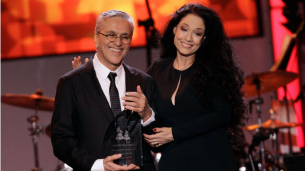 Caetano Veloso recebe prêmio de personalidade do ano no Grammy Latino de 2012