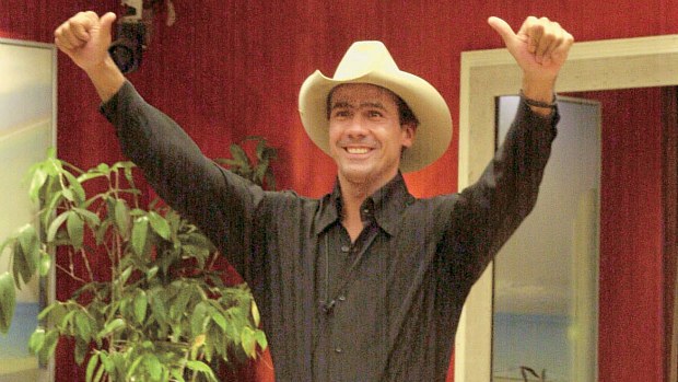 Big Brother Brasil 2002: Em 2002, quem ganhou o prêmio de 500.000 reais foi o cowboy Rodrigo.