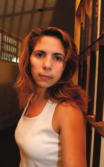 Sílvia Calabresi, que torturava Lucélia Rodrigues da Silva, foi condenada a 15 anos de prisão