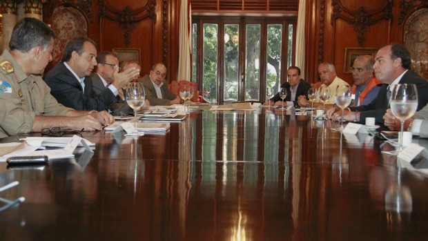 Reunião do governador do Rio de Janeiro, Sérgio Cabral, com o ministro da Integração Nacional, Fernando Bezerra
