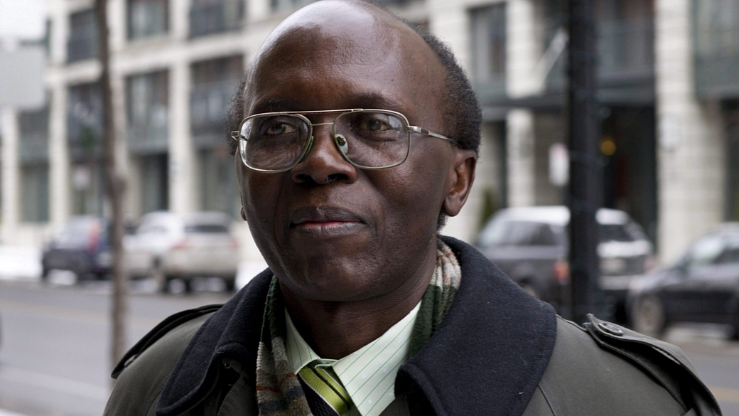 Leon Mugesera, acusado de incitar o genocídio contra a minoria tutsi em Ruanda