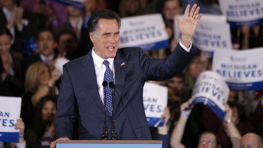 Mitt Romney discursa após vitórias em Michigan e Arizona