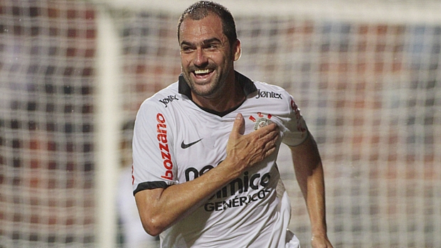 Após cruzamento de Alex, Danilo marcou de cabeça o único gol da partida