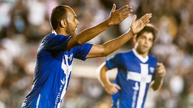 Alecsandro e Juninho Pernambucano marcaram os gols vascaínos